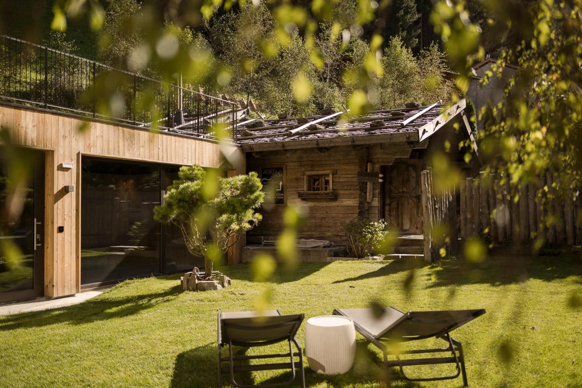 Naturhotel Rainer Racines Bagian luar foto