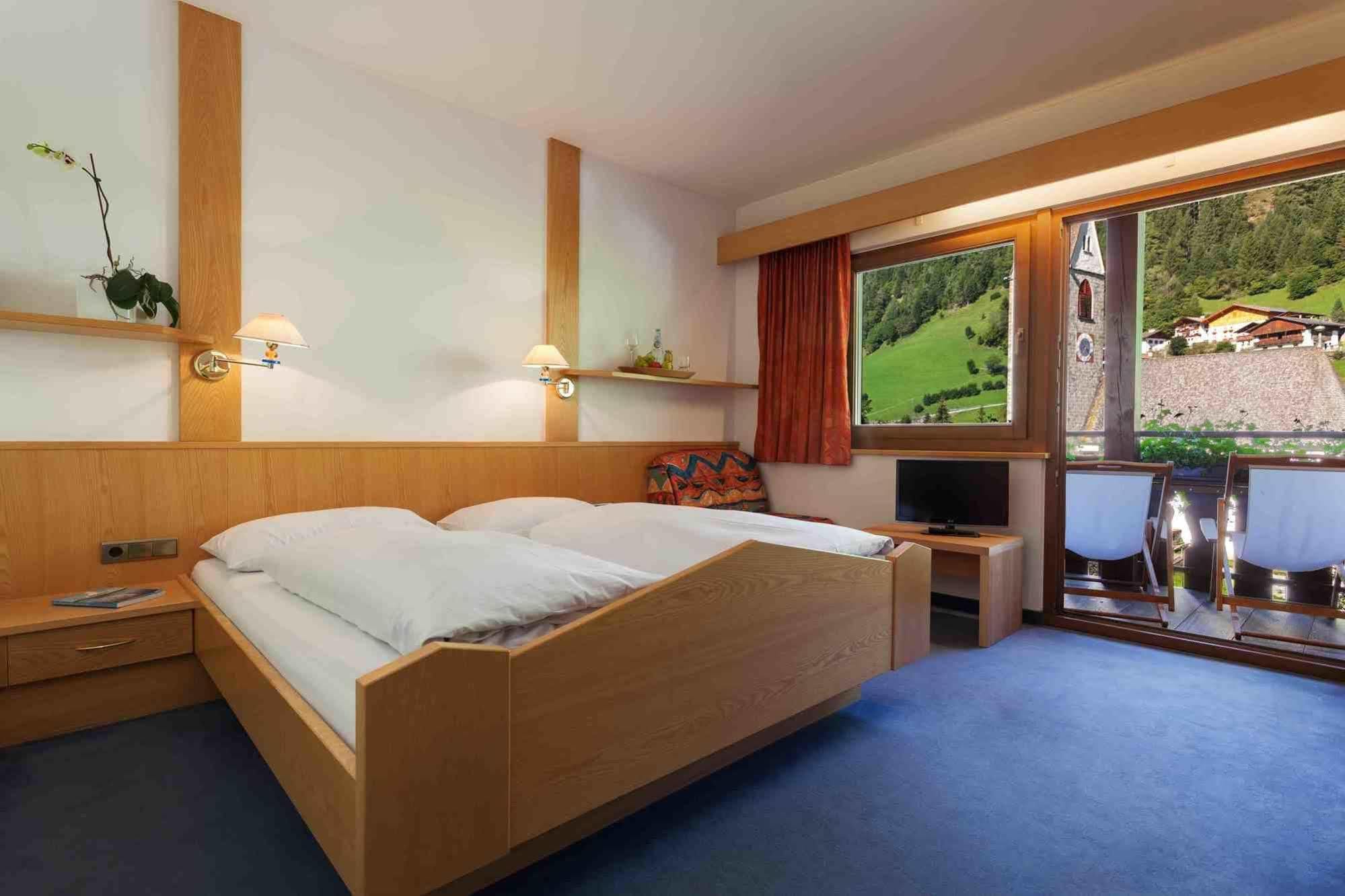 Naturhotel Rainer Racines Bagian luar foto